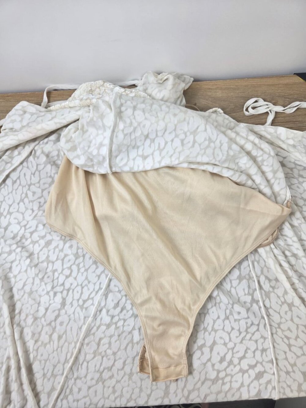 12th Tribe Maxi Dress Ivory Size M New - Picture 6 of 13
